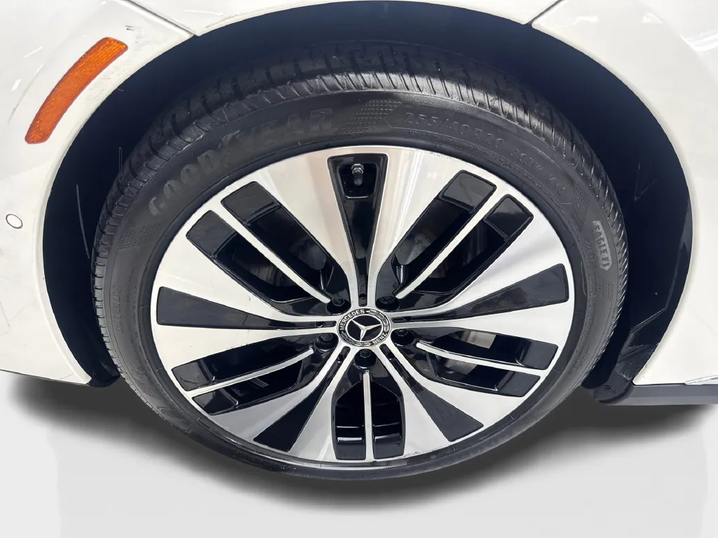 Mercedes-Benz EQE photo 80