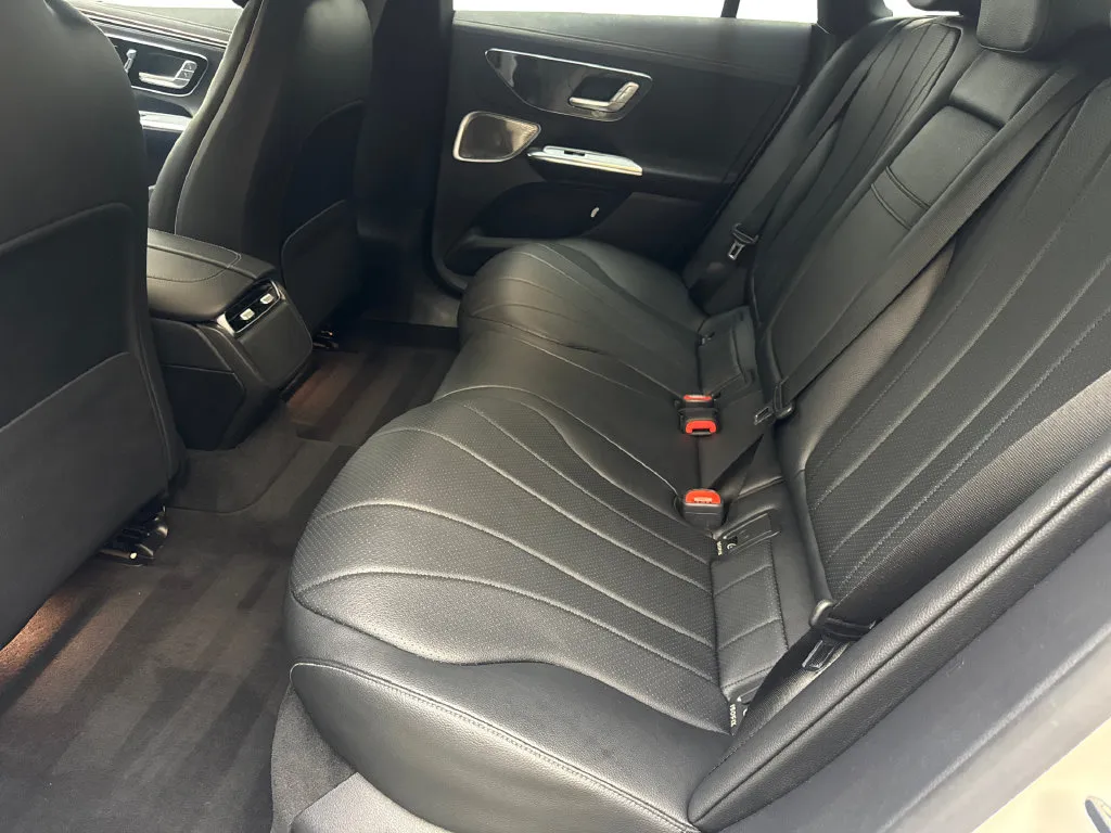 Mercedes-Benz EQE photo 34