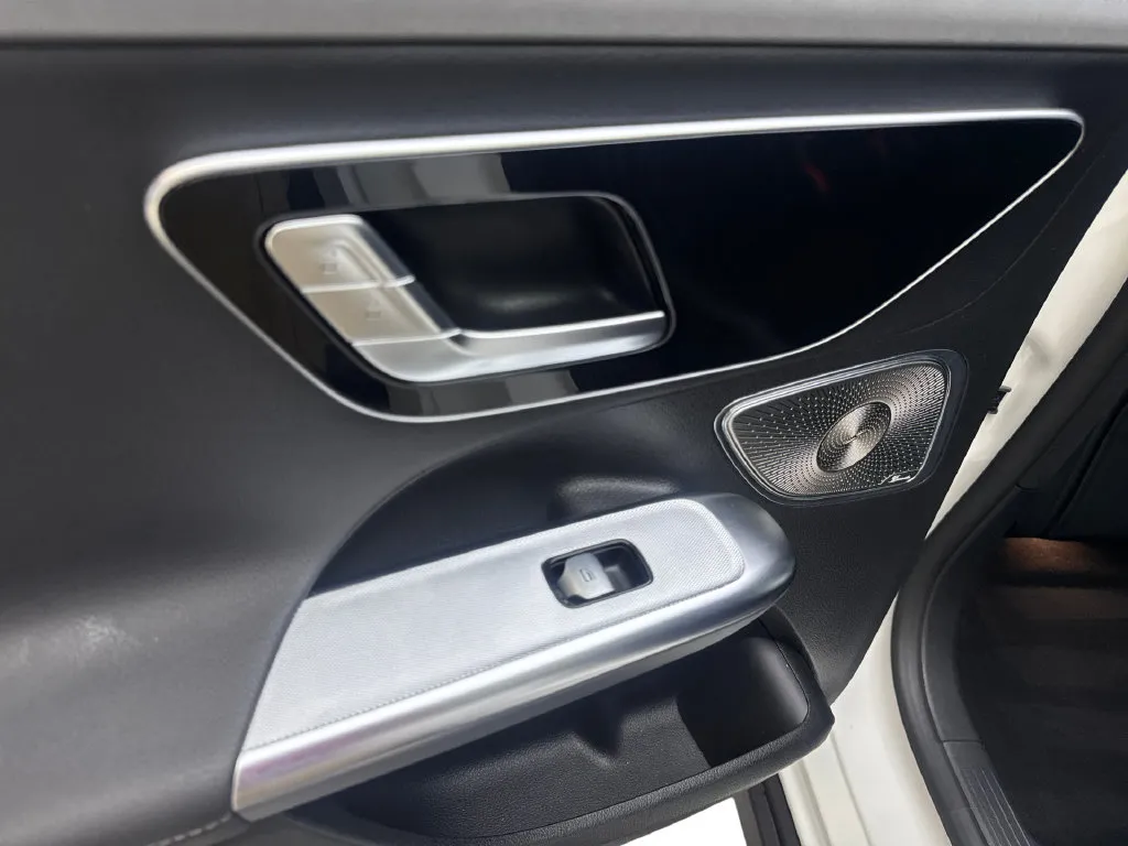 Mercedes-Benz EQE photo 39