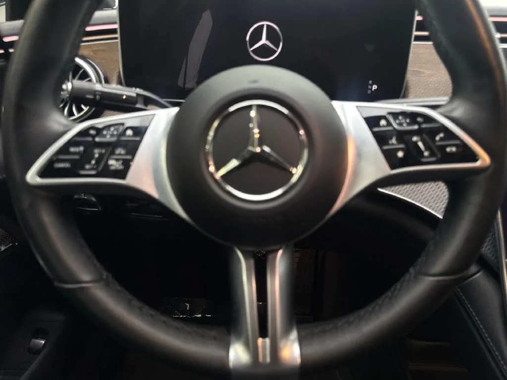 Mercedes-Benz EQE photo 57