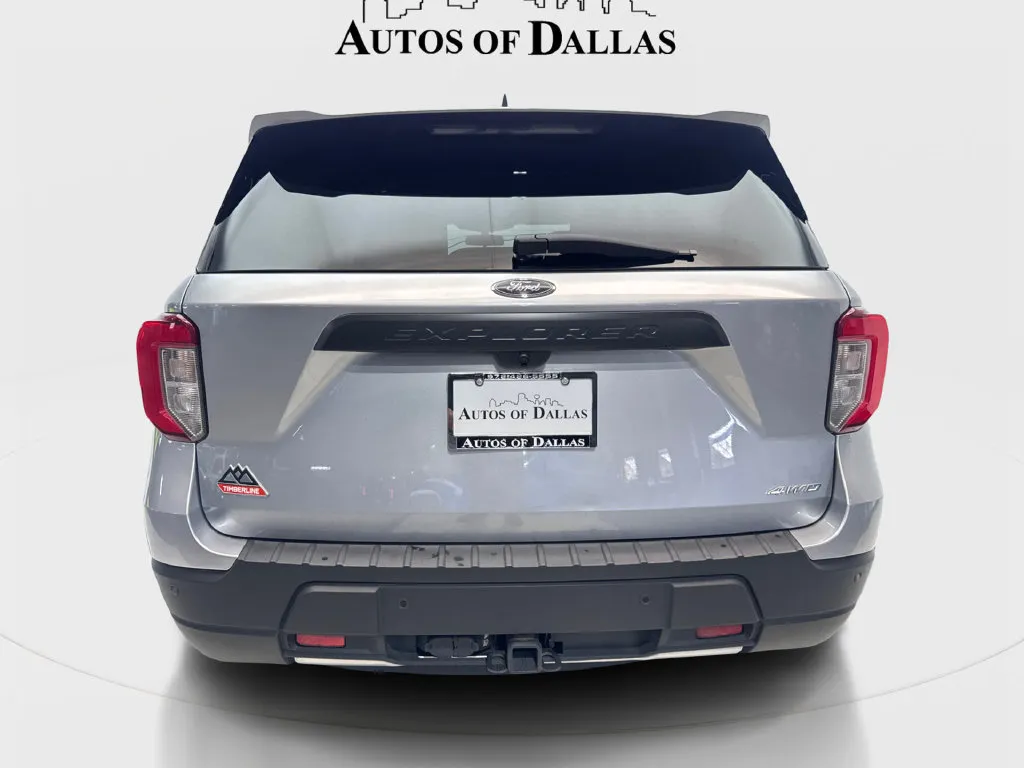 Ford Explorer photo 8