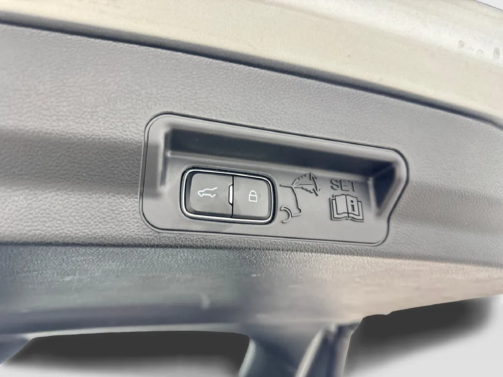Ford Explorer photo 91