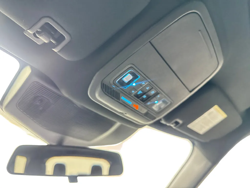 Ford Explorer photo 81