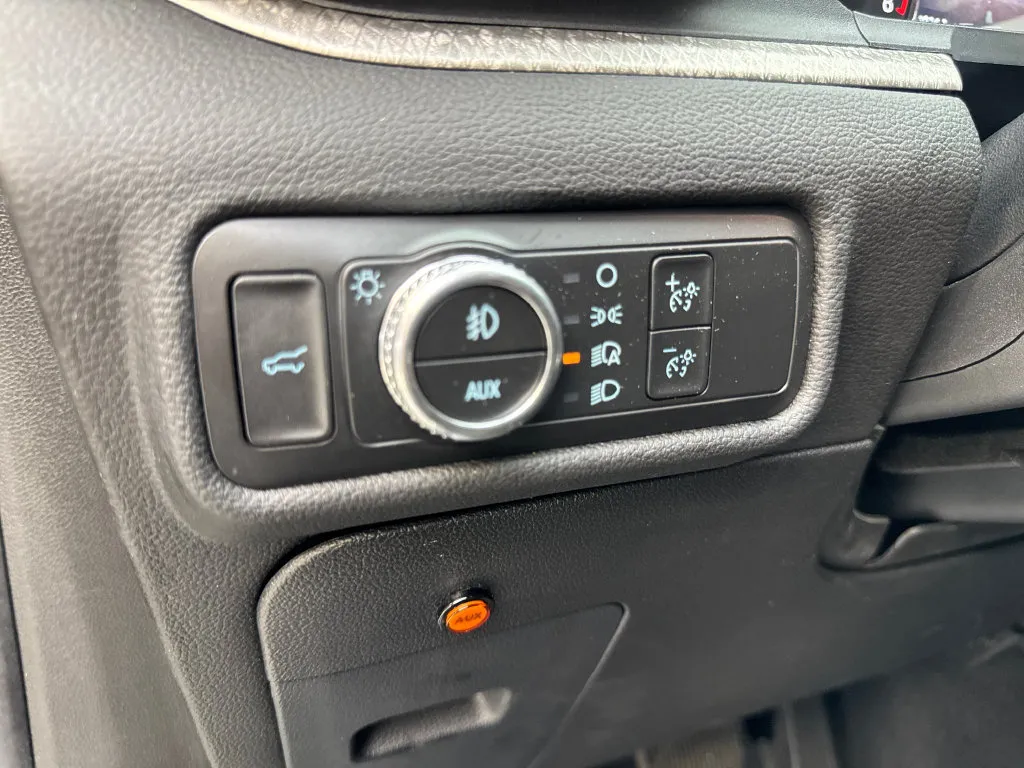 Ford Explorer photo 62