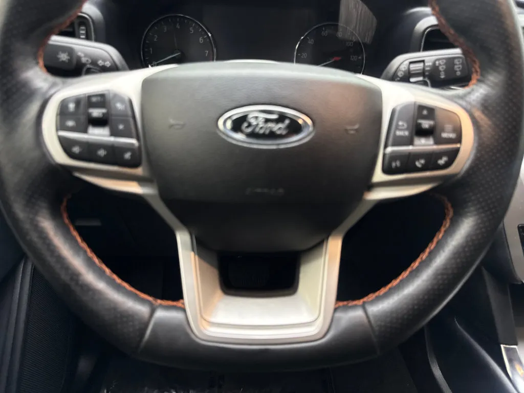 Ford Explorer photo 64