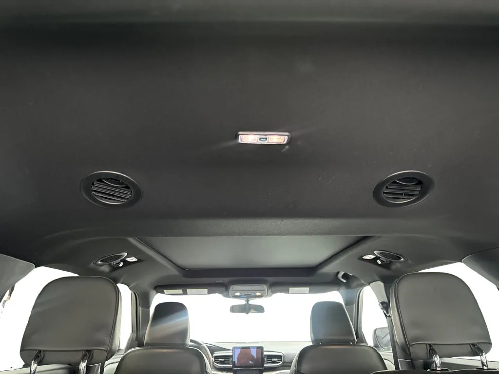 Ford Explorer photo 80
