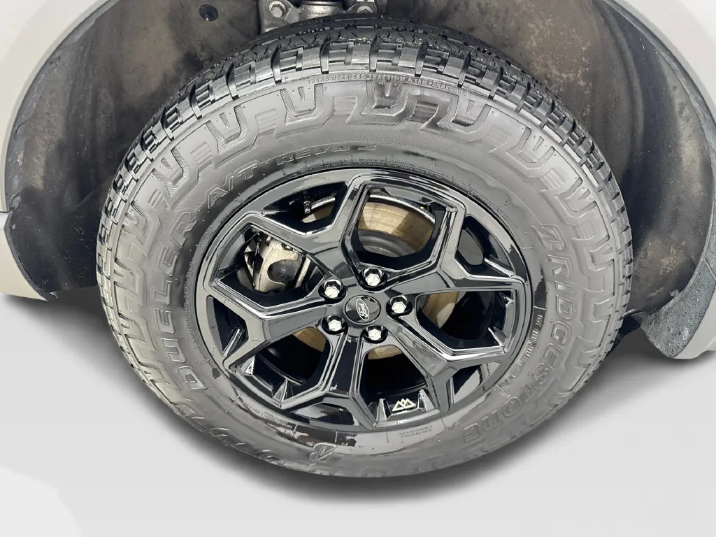 Ford Explorer photo 93