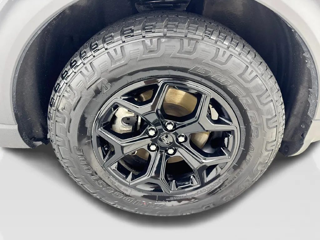 Ford Explorer photo 92