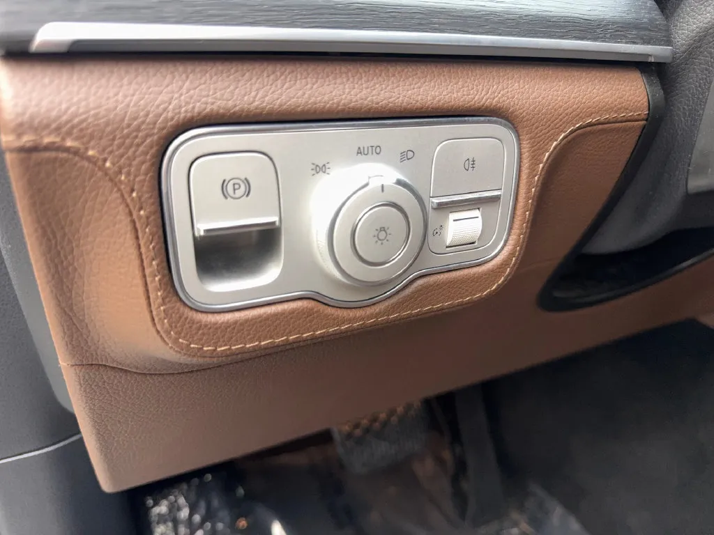 Mercedes-Benz GLE photo 55