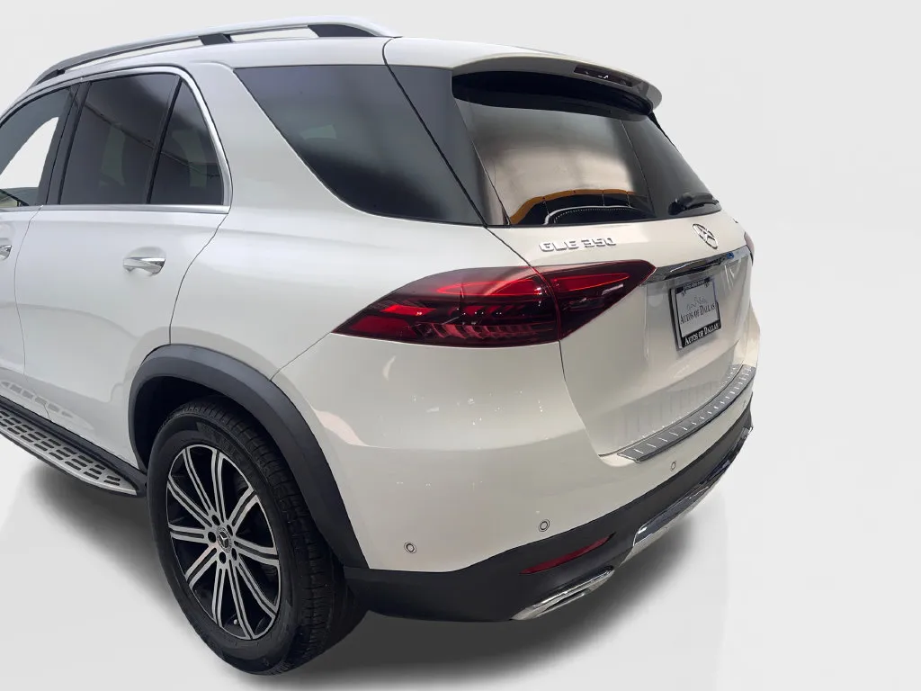 Mercedes-Benz GLE photo 21
