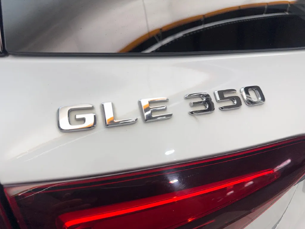 Mercedes-Benz GLE photo 25