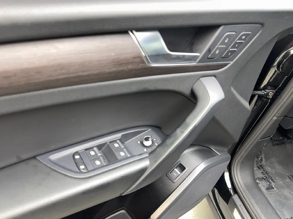 Audi Q5 photo 35