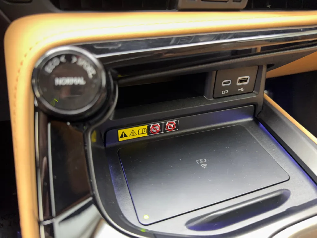 Lexus NX photo 67