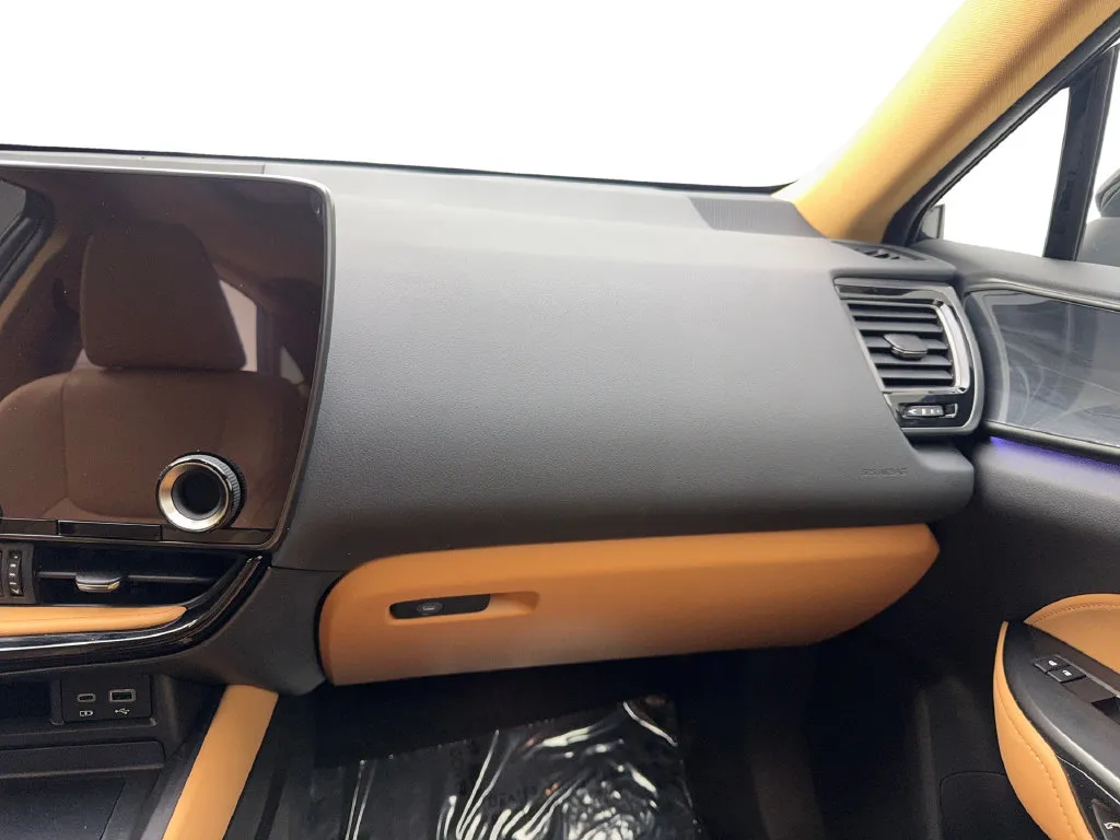 Lexus NX photo 60