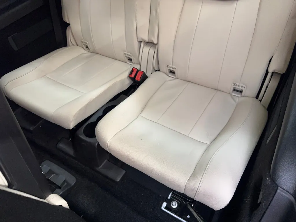 Mercedes-Benz GLB photo 40