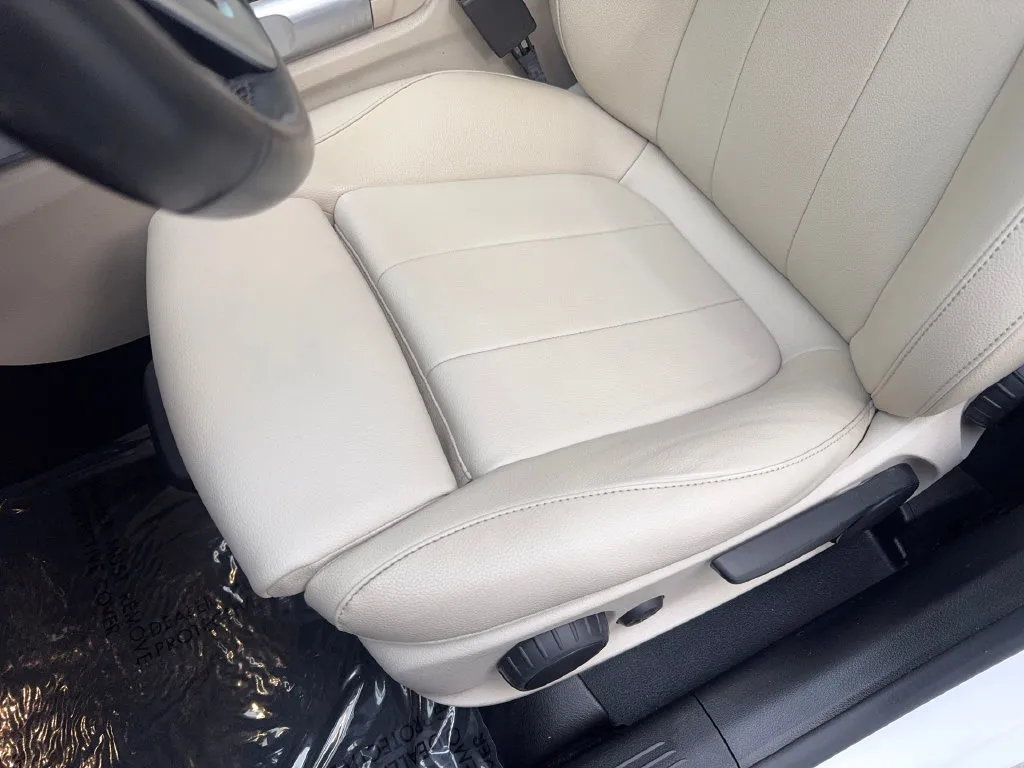 Mercedes-Benz GLB photo 29