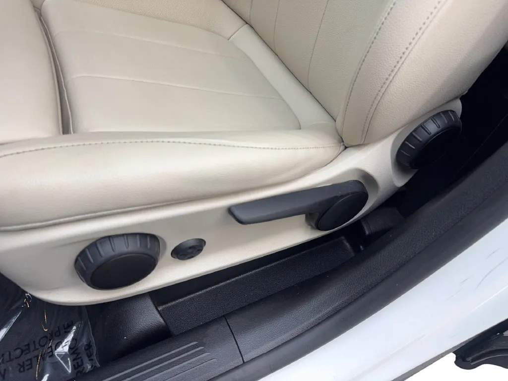 Mercedes-Benz GLB photo 30