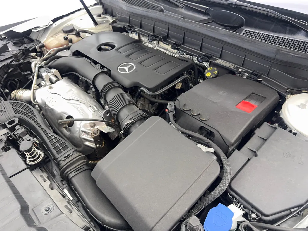 Mercedes-Benz GLB photo 81