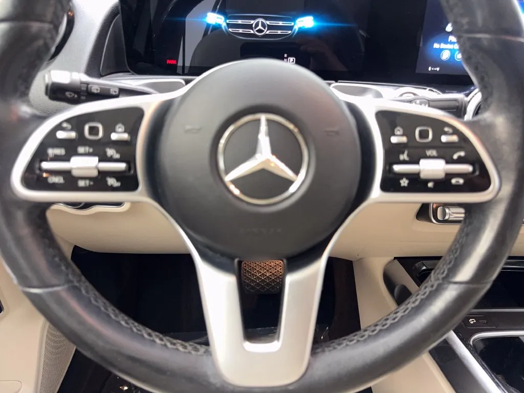 Mercedes-Benz GLB photo 62
