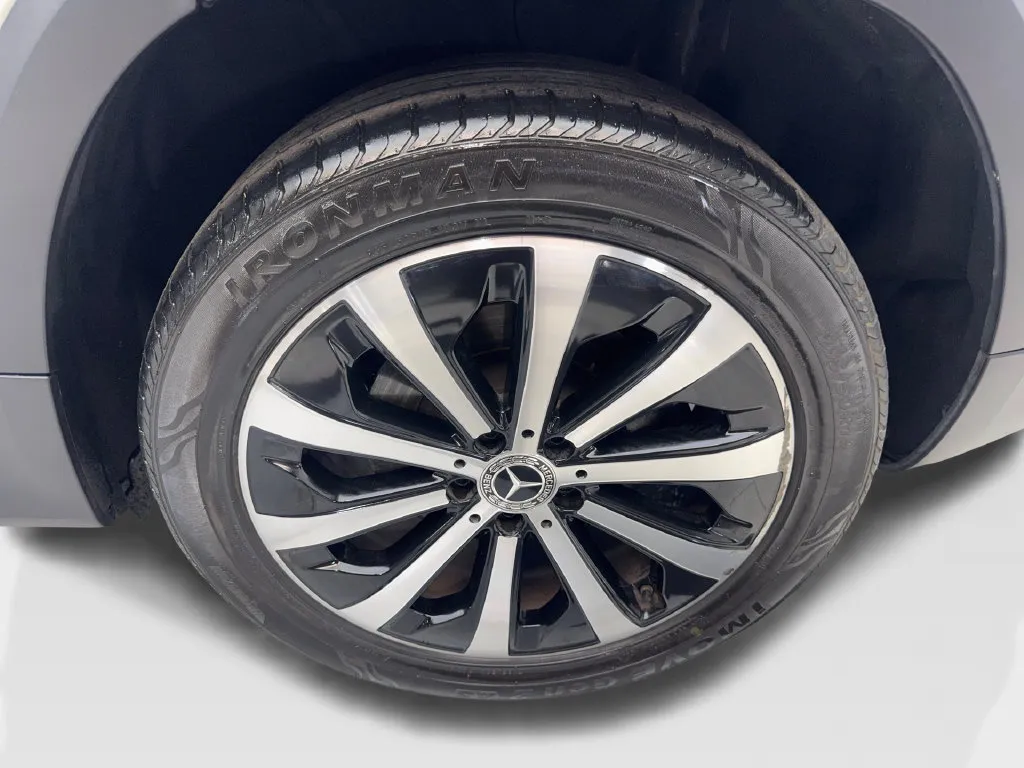 Mercedes-Benz GLB photo 93