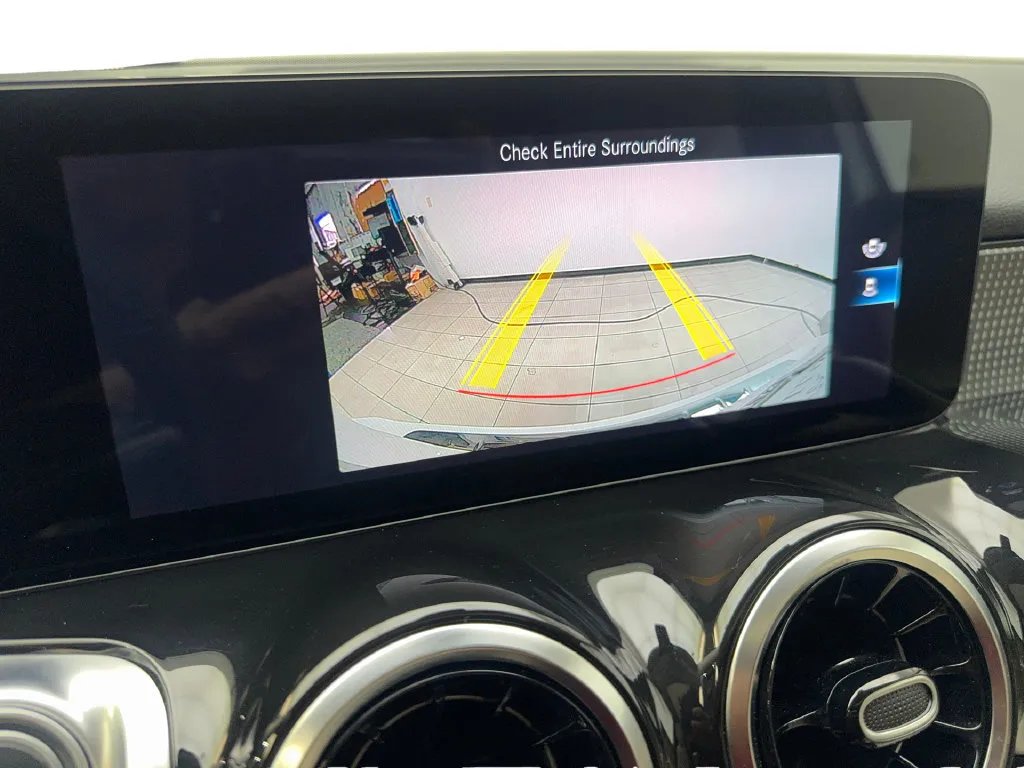Mercedes-Benz GLB photo 70