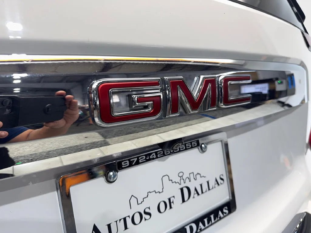 GMC Yukon photo 23
