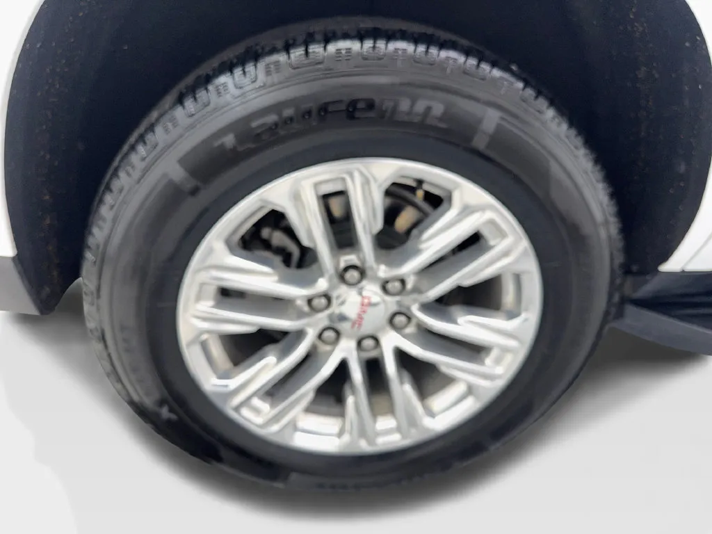 GMC Yukon photo 95