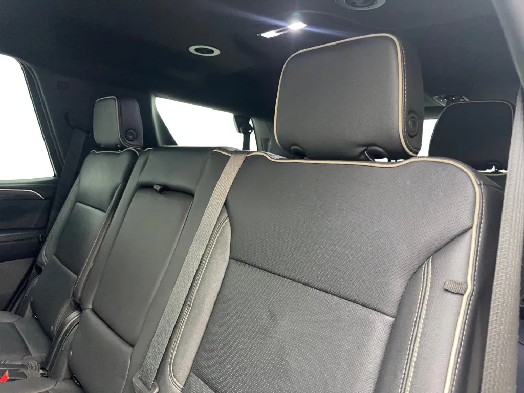 GMC Yukon photo 37
