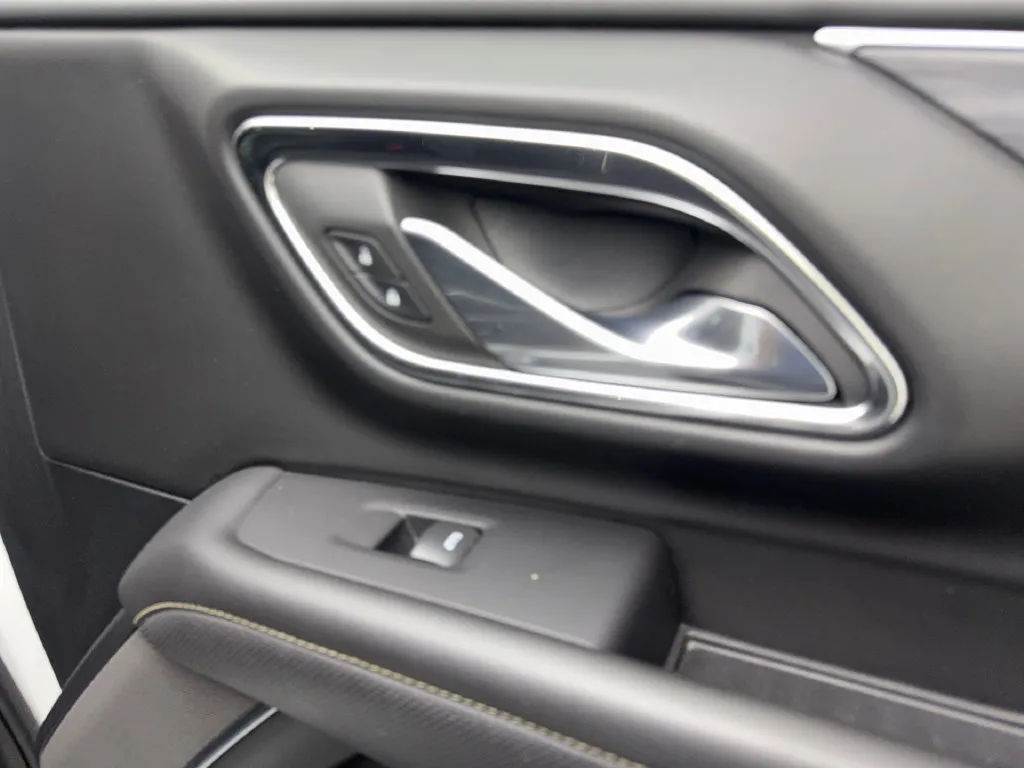 GMC Yukon photo 56