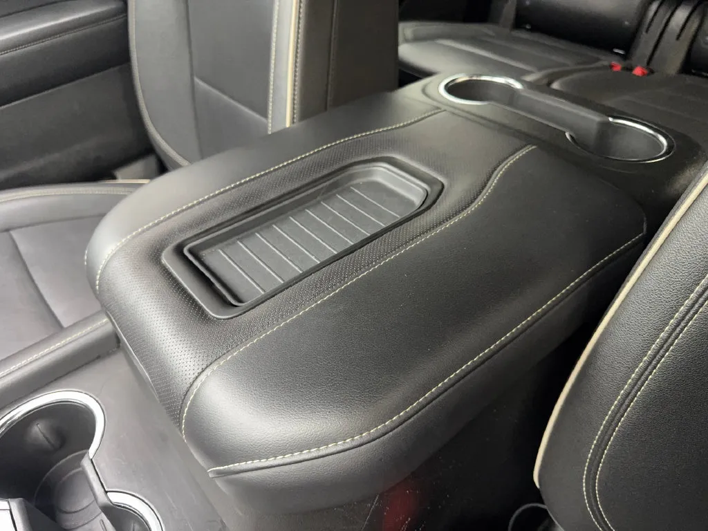 GMC Yukon photo 79