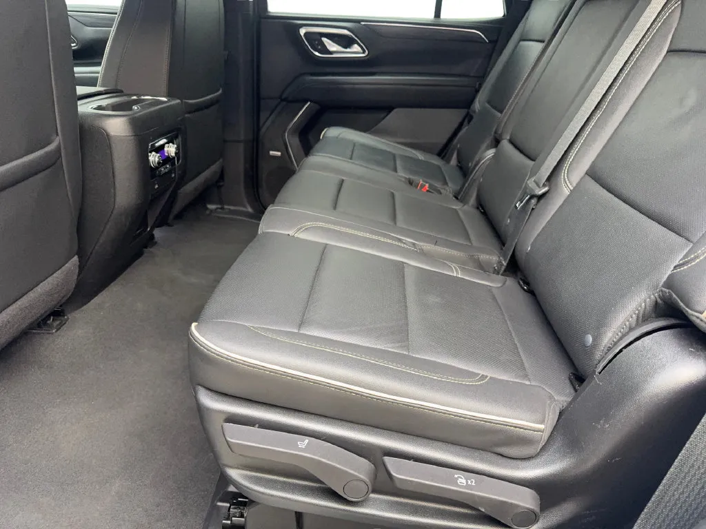 GMC Yukon photo 36