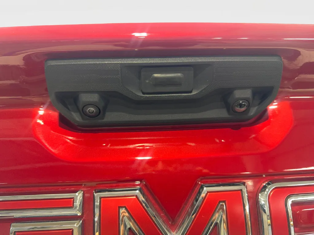 GMC Sierra photo 23