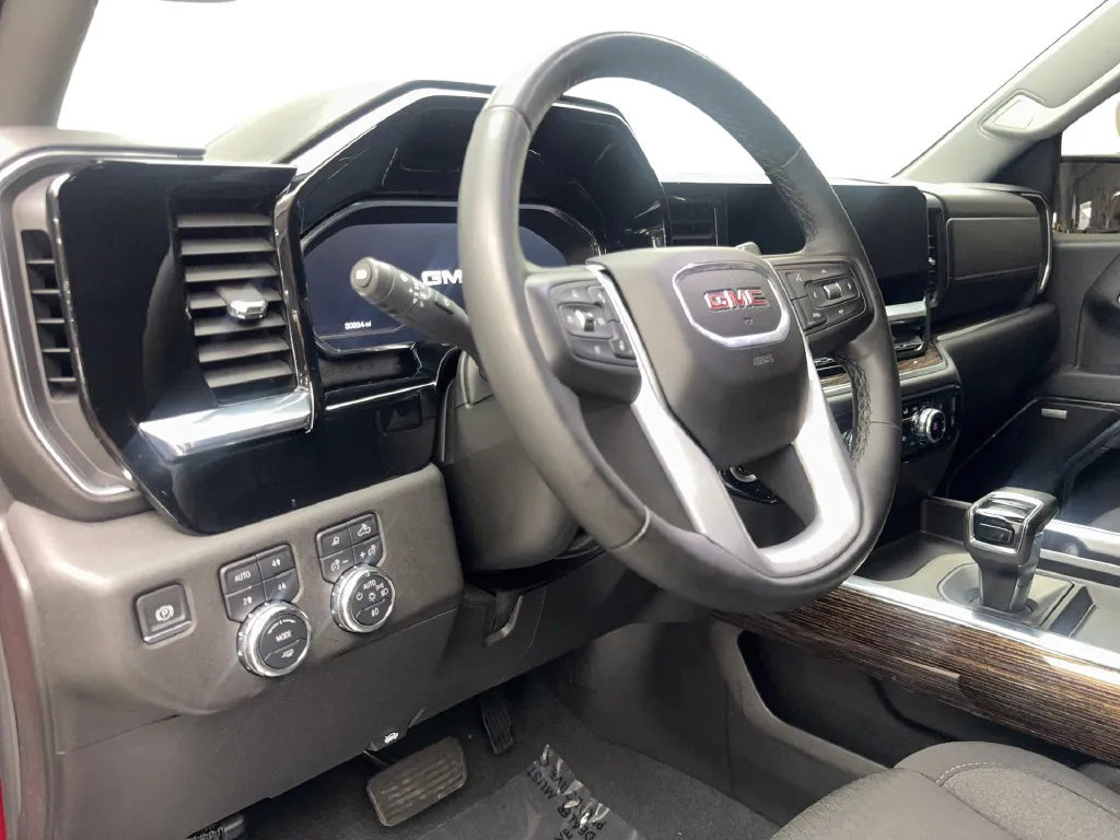 GMC Sierra photo 52