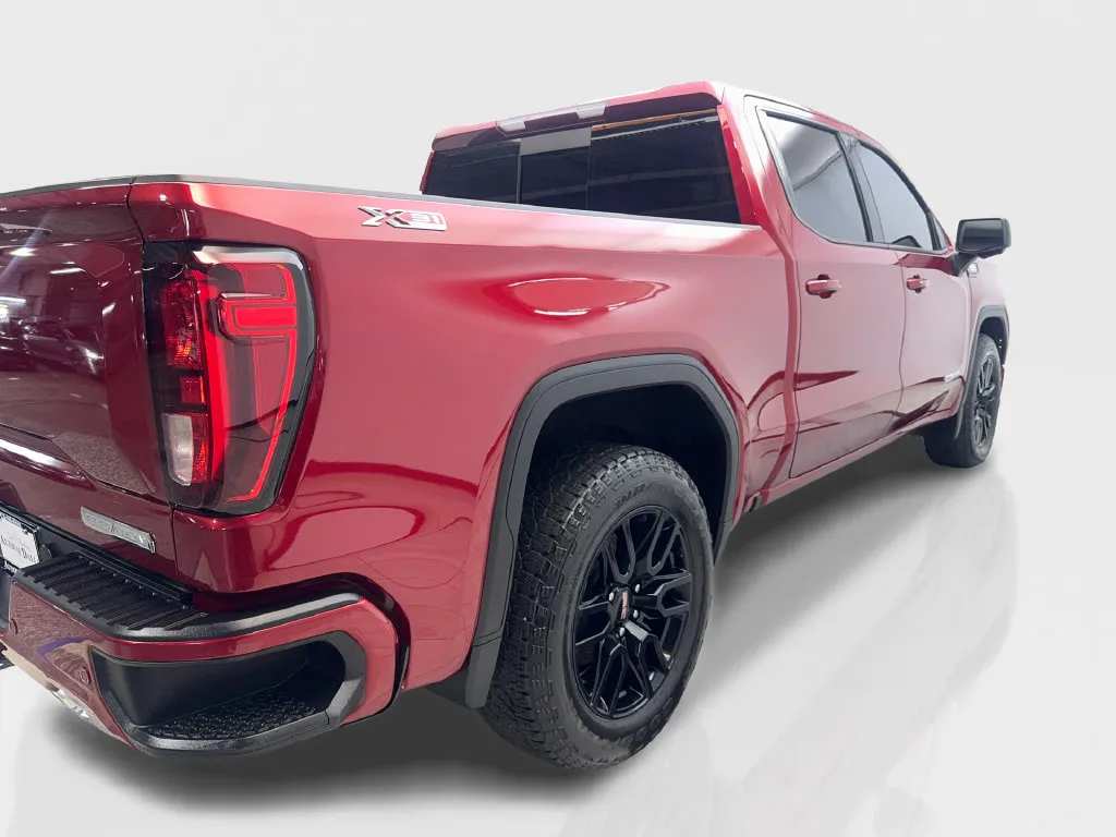 GMC Sierra photo 12