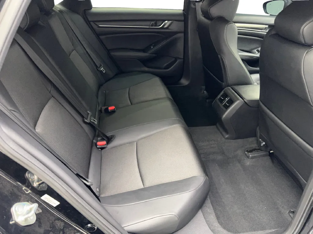 Honda Accord photo 41