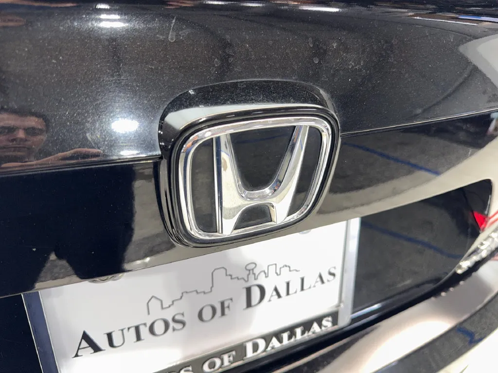Honda Accord photo 22