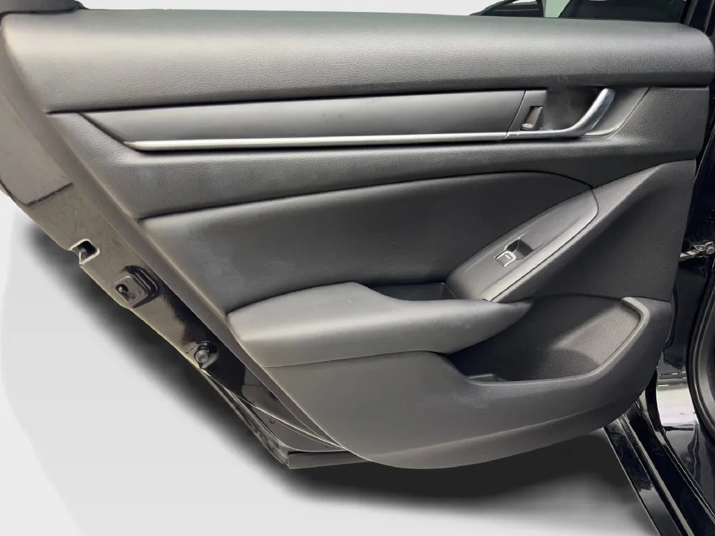 Honda Accord photo 39