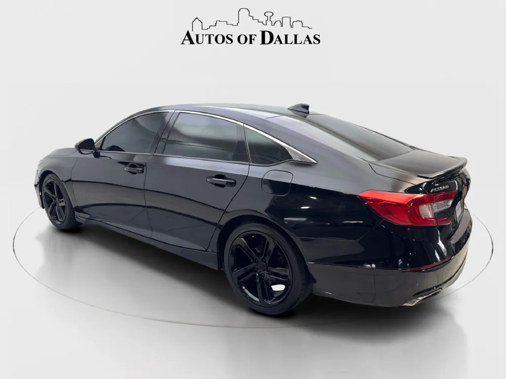 Honda Accord photo 10