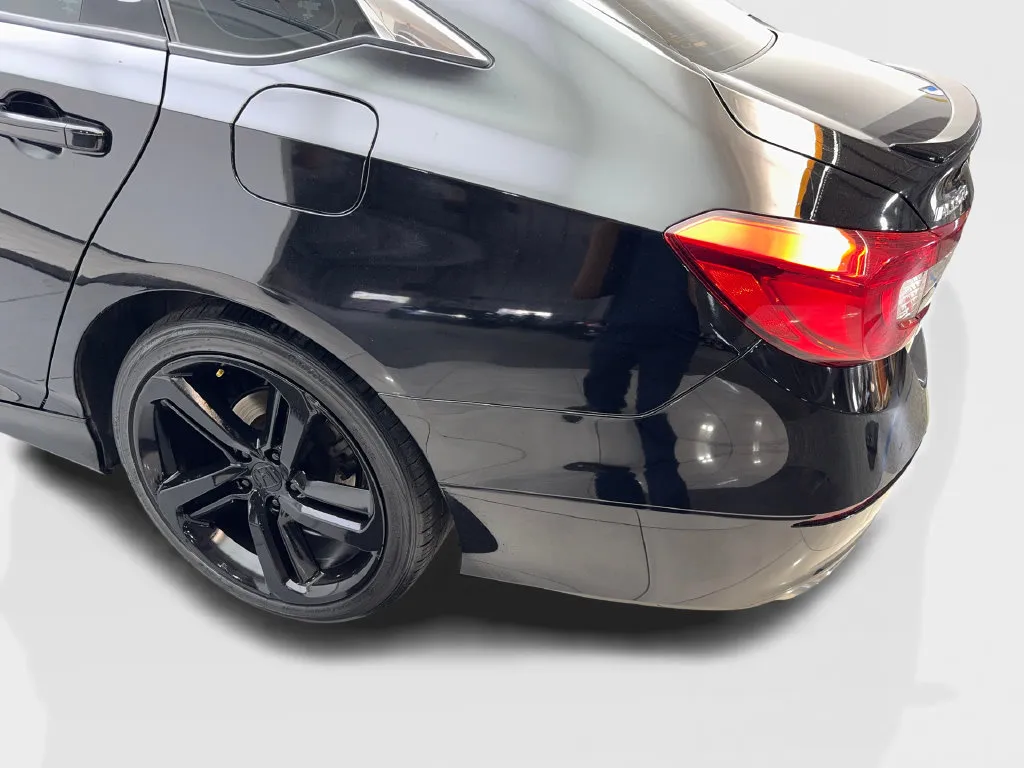 Honda Accord photo 19
