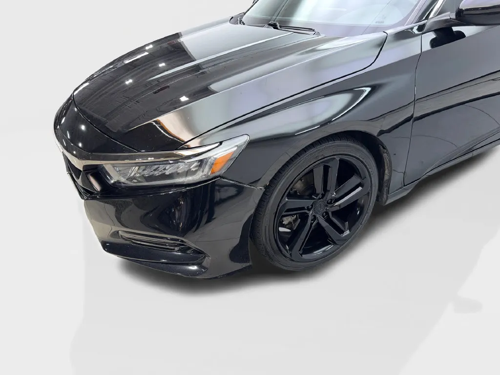 Honda Accord photo 20