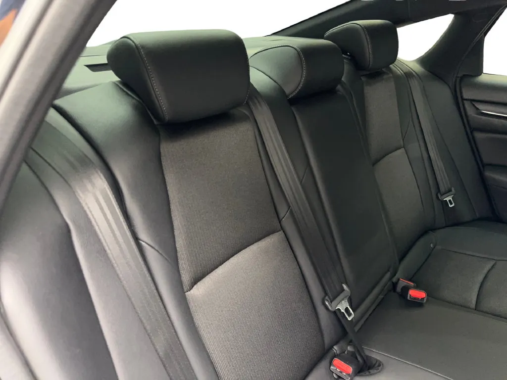 Honda Accord photo 42