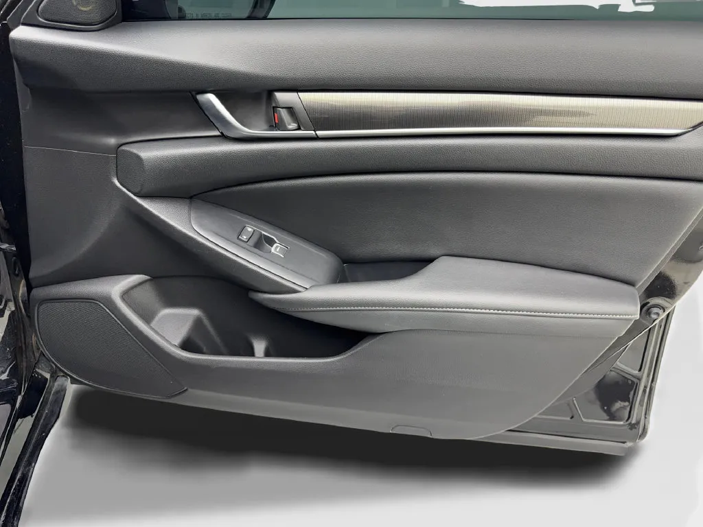Honda Accord photo 50