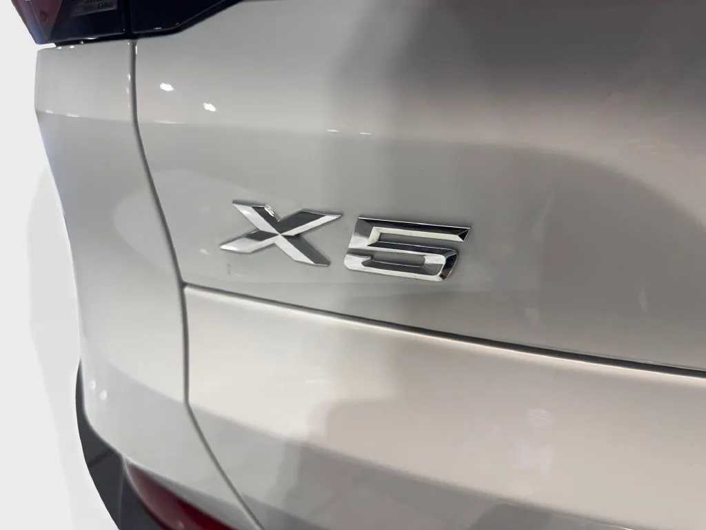 BMW X5 photo 25