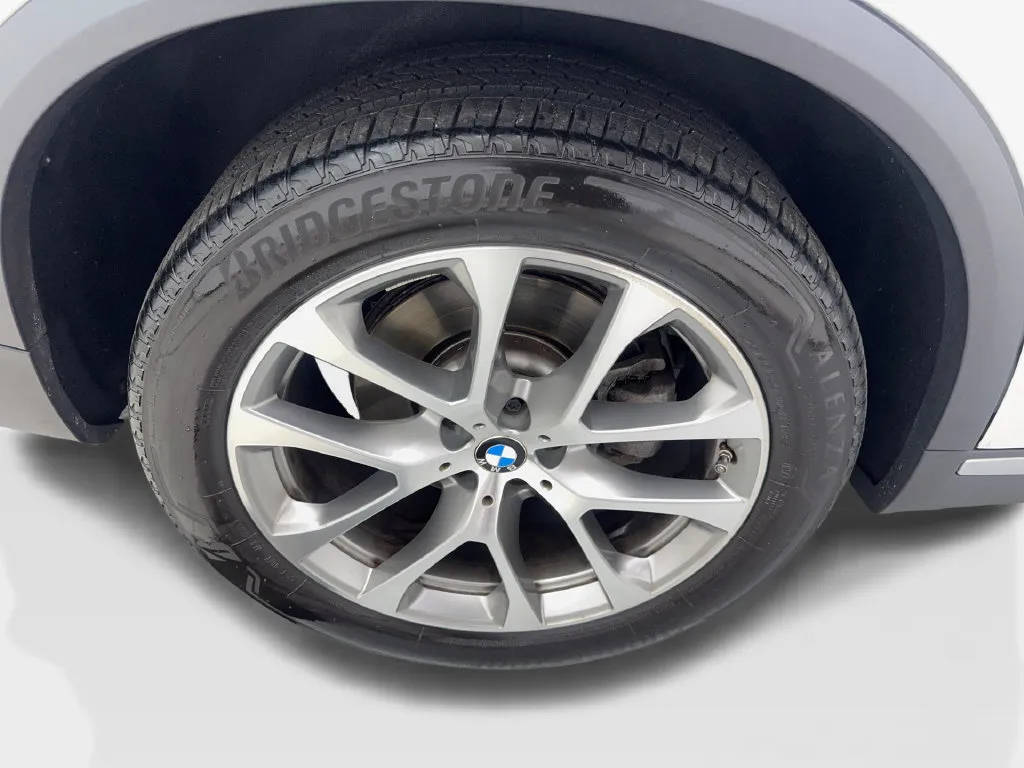 BMW X5 photo 90