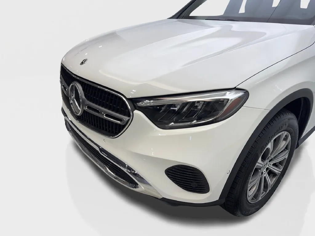 Mercedes-Benz GLC photo 18