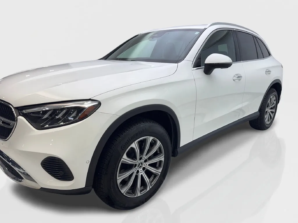 Mercedes-Benz GLC photo 12