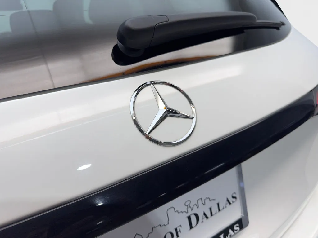 Mercedes-Benz GLC photo 23