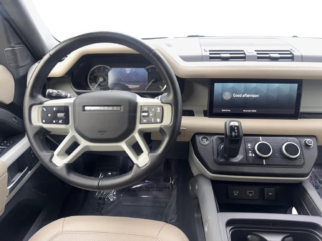 Land Rover Defender photo 55