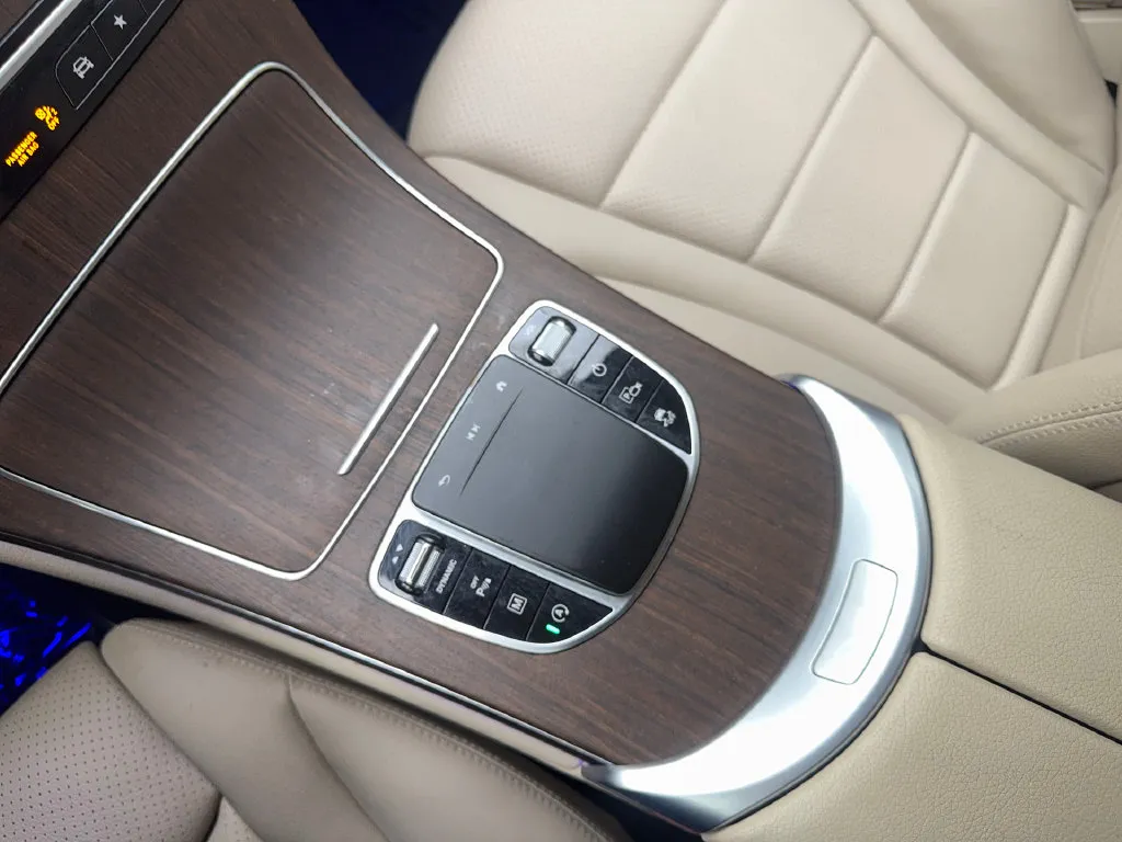 Mercedes-Benz GLC photo 68