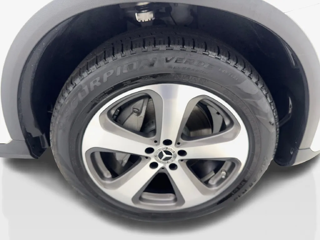 Mercedes-Benz GLC photo 85